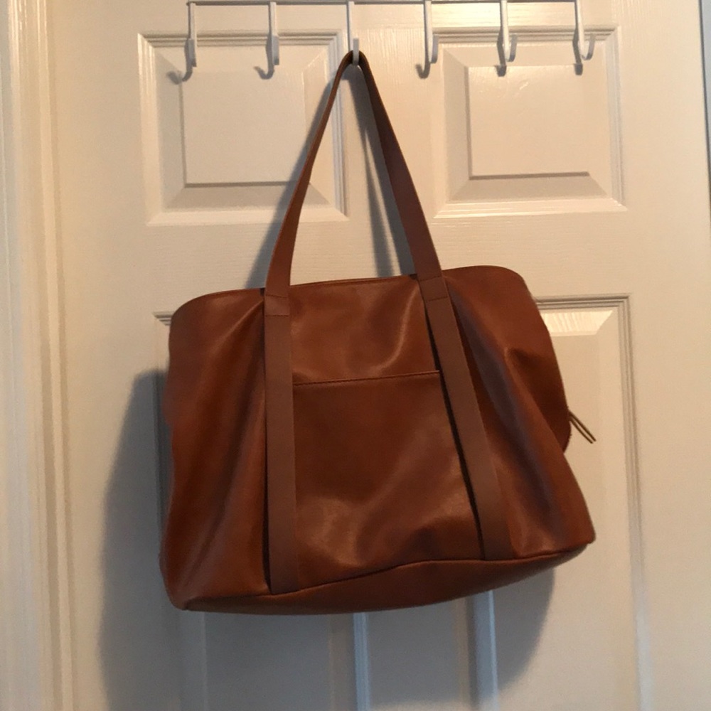Universal Thread Tote